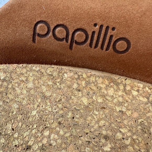 Papillio by Birkenstock Almina Nubuck
Platform Sandal in Pecan Size 8 US/ 39 EU - Picture 9 of 11